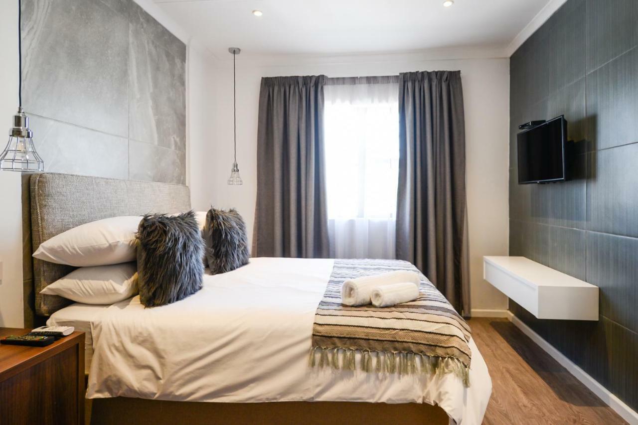 Hotel The Royal Bryanston à Johannesbourg Extérieur photo